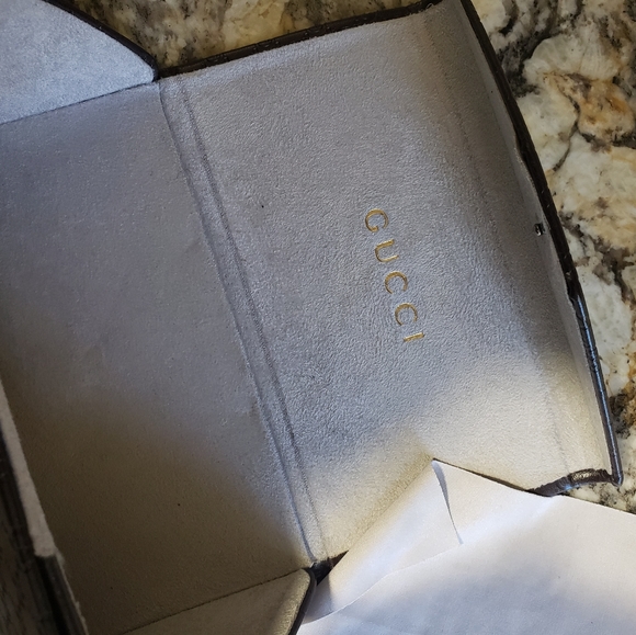 Gucci Sunglasses - Picture 3 of 7